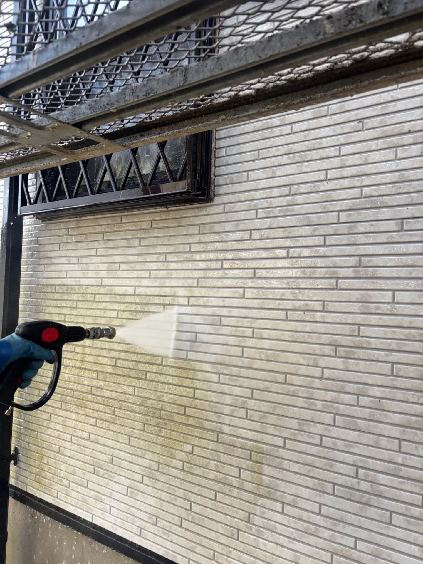 千葉市 外壁塗装工事開始|フッ素クリヤ塗装で美観と耐久性を両立