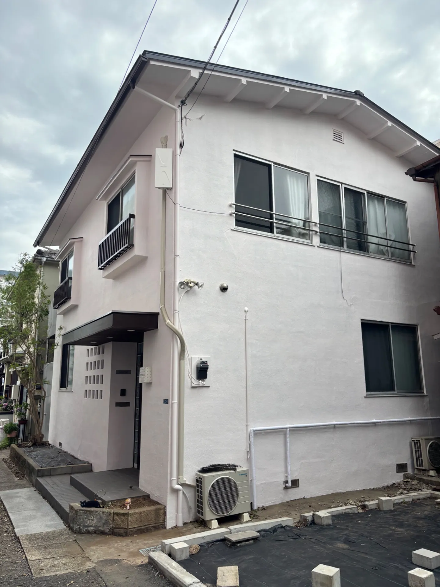 築年数が気になる戸建てが見違える仕上がりに!千葉市外壁塗装工事